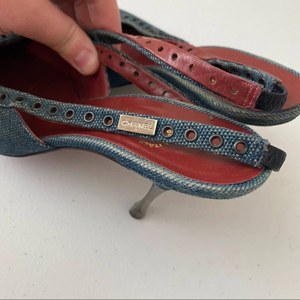 CHANEL Denim Blue Slingback Heels with Red Interior - Picture 12 of 16